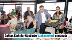 Özel annelerle kahvaltıda bir araya geldi